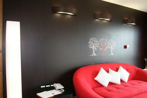 Hotel La Croix De Savoie & Spa