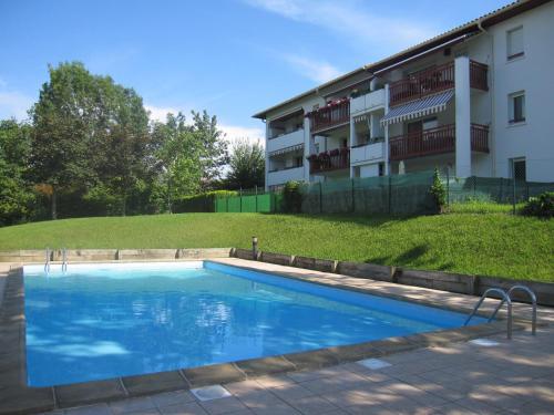 Apartamento Con Jard�n