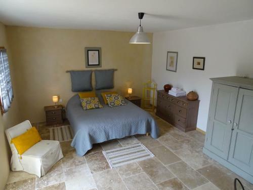 Bed & Breakfast Clos St Pierre De Fraisse
