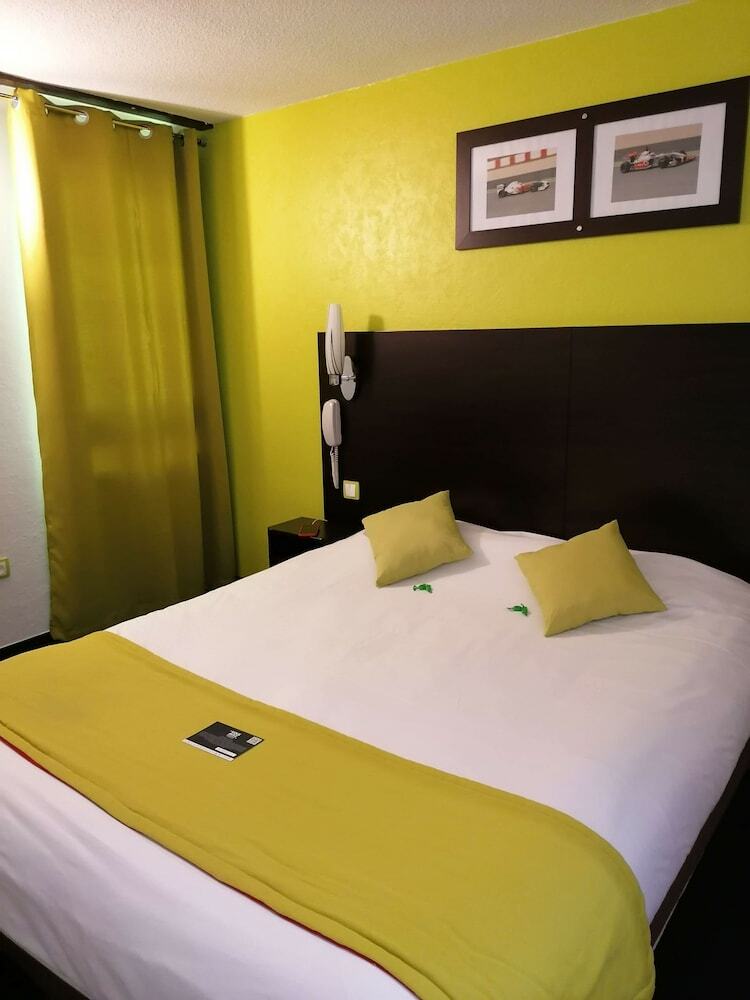 Hotel Kyriad Design Enzo De Vierzon
