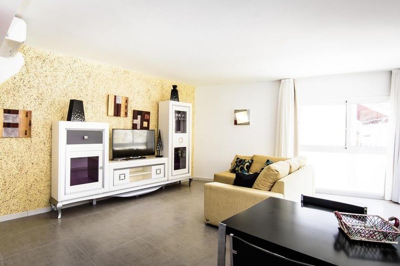 Apartamento Sol Mogan Suites - Adults Only