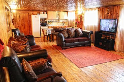 Hostal Mestia Valeris Guesthouse