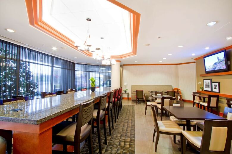 Hotel Hampton Inn Vancouver Airport