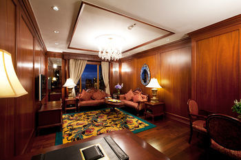 Hotel Imperial Palace