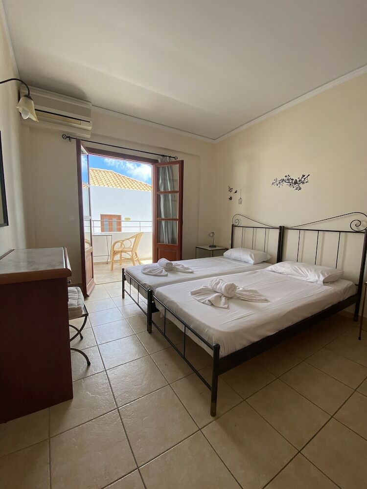 Hotel Amazones Village Suites