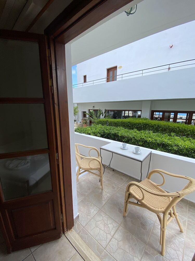 Hotel Amazones Village Suites