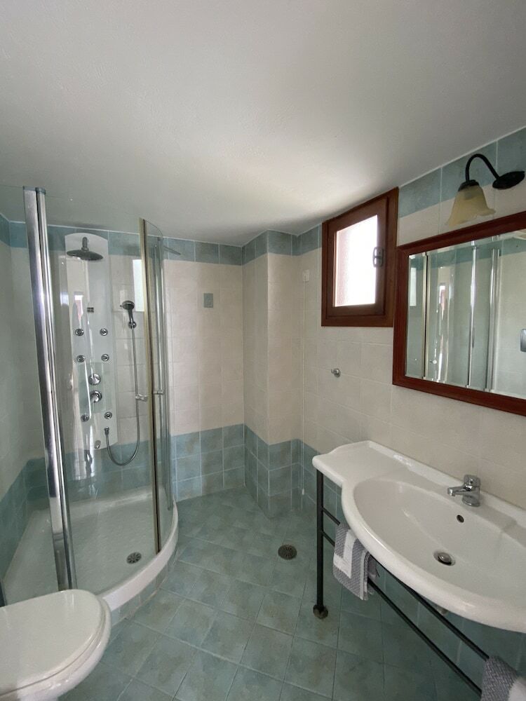 Hotel Amazones Village Suites