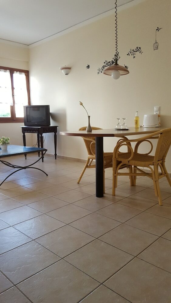 Hotel Amazones Village Suites