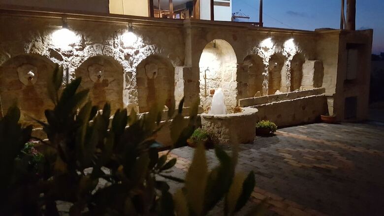 Hotel Amazones Village Suites