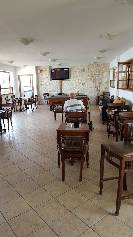 Hotel Amazones Village Suites