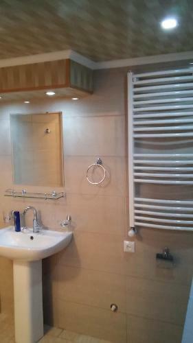 Hostal Guest House On Mirian Mepe
