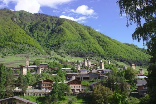 Hostal Mestia Panorama