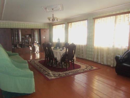 Hostal Valodia Xergianis Guest House In Mestia