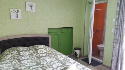 Hostal Guest House Lola