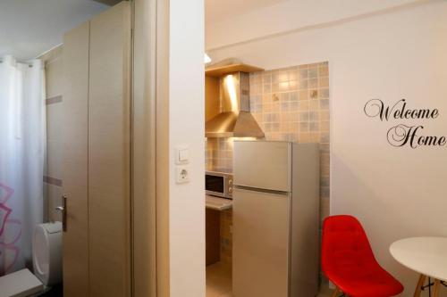 Metaxourghio Boutique Apartment