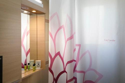 Metaxourghio Boutique Apartment
