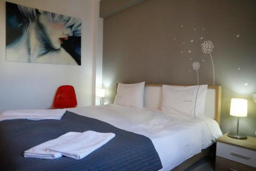 Metaxourghio Boutique Apartment