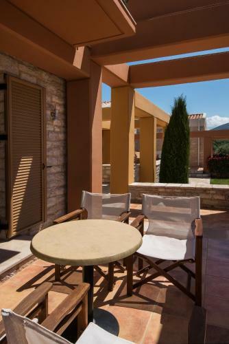 Enastron Villas