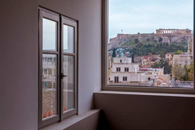 Emporikon Athens Hotel