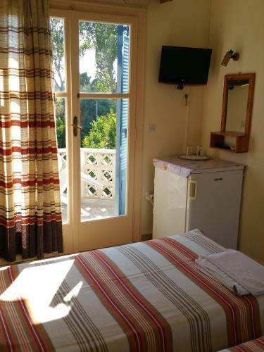 Hostal Guesthouse Karidia