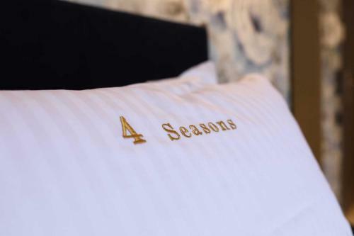 4 Seasons Luxury Apartments