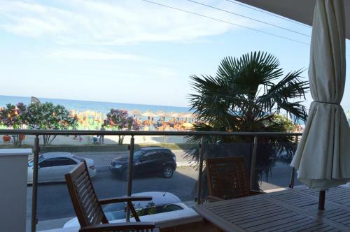 Aqua Mare Luxury Apartments
