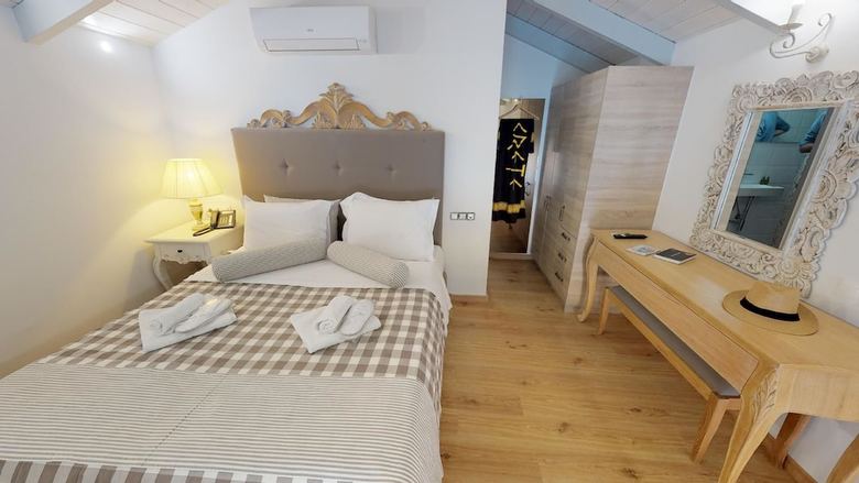 Apartamento Porto Enetiko Suites