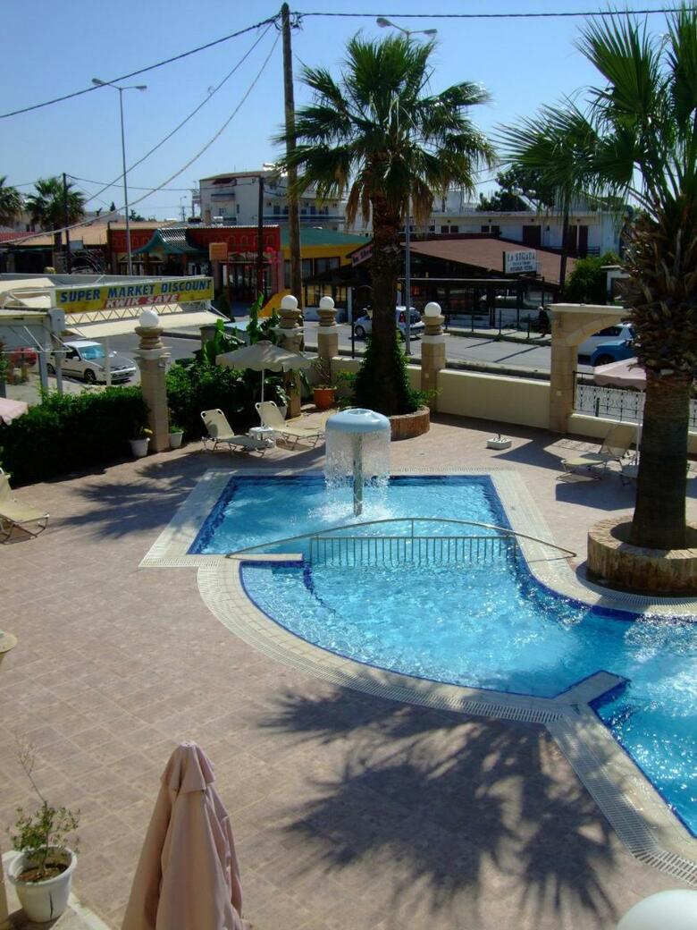 Aparthotel Antonios Hotel