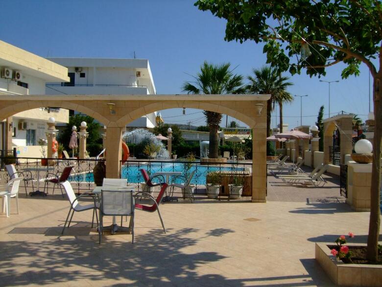 Aparthotel Antonios Hotel