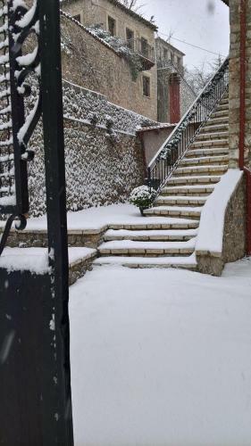 Katsarou Apartments