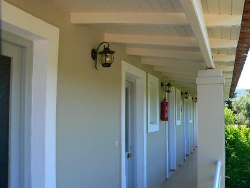 Alexandros Studios Apartments