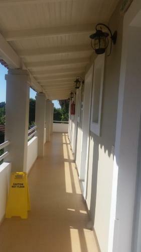 Alexandros Studios Apartments