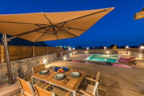 Lindos Seastone Villas
