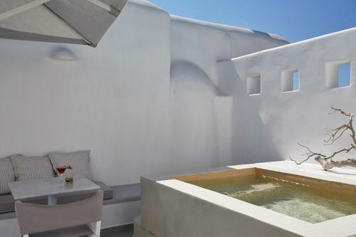 Hotel White Dunes Luxury Suites