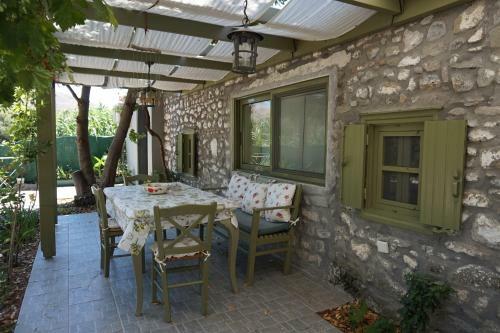 Hostal Chalantra Residence