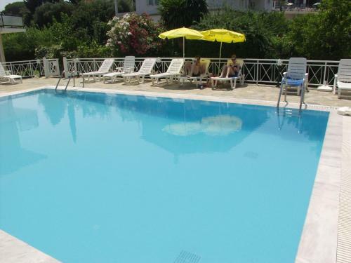 Dimitra Apartments