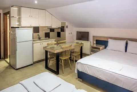 Apartamento Pension Le Monde