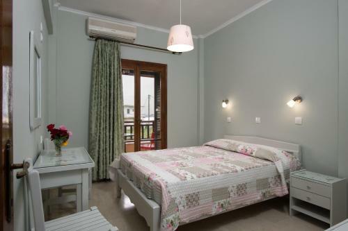 Eleni Apartments