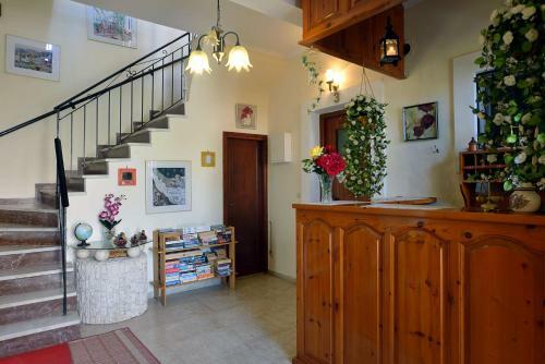 Eleni Apartments