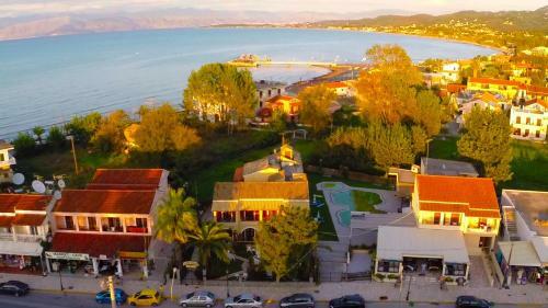 Eleni Apartments