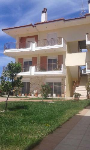 Theano Apartments