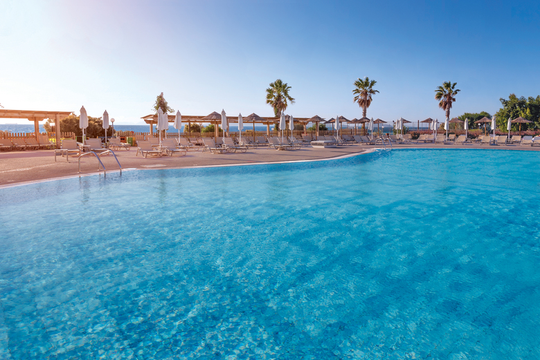Grand Blue Beach Hotel