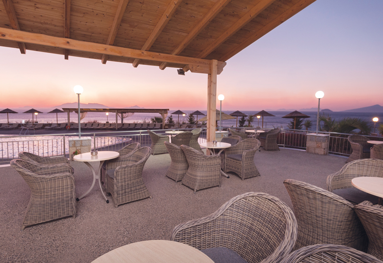 Grand Blue Beach Hotel