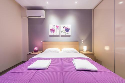 Two-bedroom Apartment-glyfada Center