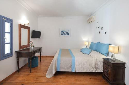 Aparthotel Meltemi Suites
