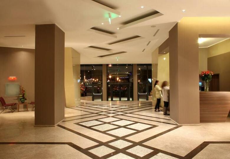 Hotel Crowne Plaza Toluca Lancaster