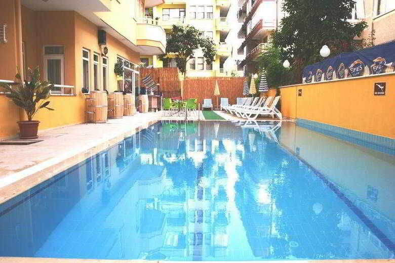 Mirage Apart Hotel