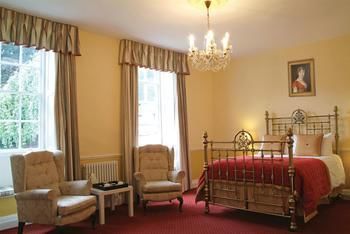 Hotel Henbury Lodge (.)