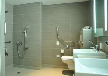 Harbour Bridge Hotel And Suites