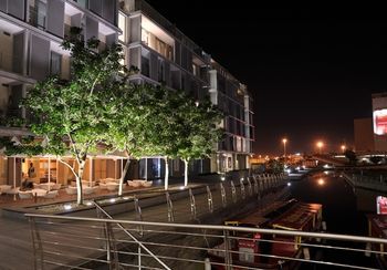 Harbour Bridge Hotel And Suites